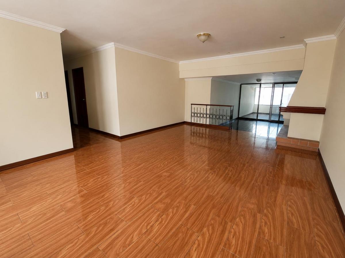 Casa Rentera en Venta | 4 Departamentos | Intercambiador de Carcelén — imagen 7