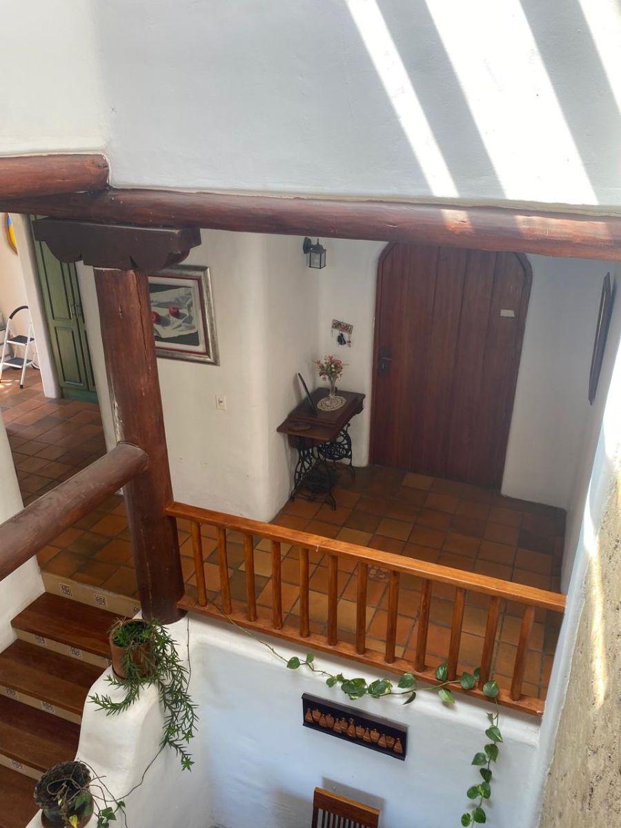Linda y Amplia Casa con Hermosos Ambientes Estilo Rustico — imagen 7