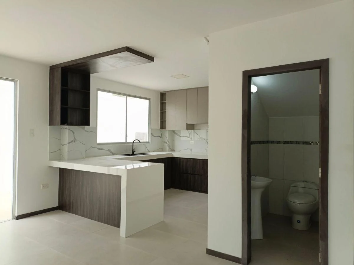 Vendo Casa a Estrenar, Independiente, Aplica a Credio Miti Miti, Manabí — imagen 7