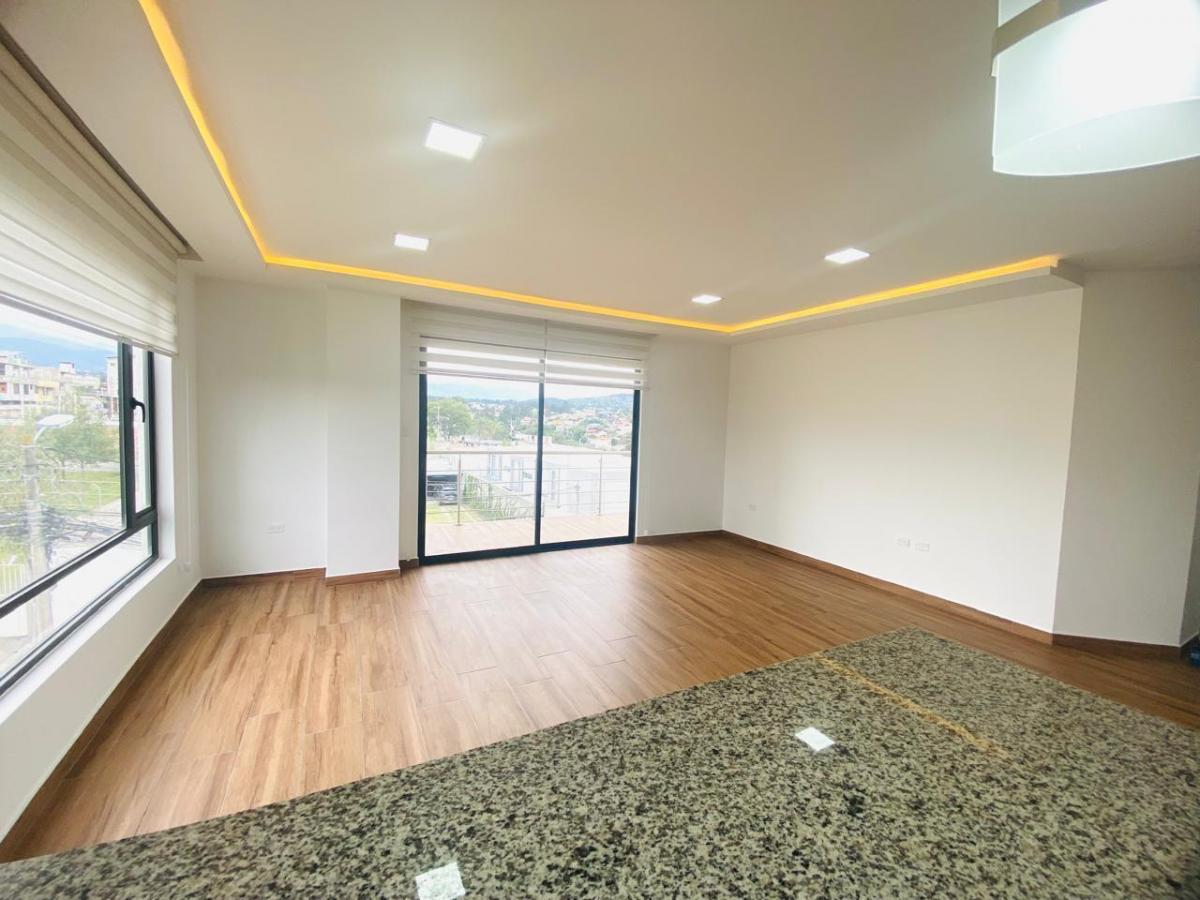 Ira Venta Departamento 3 Dorm. Sector Tumbaco Barrio Las Acacias — imagen 5