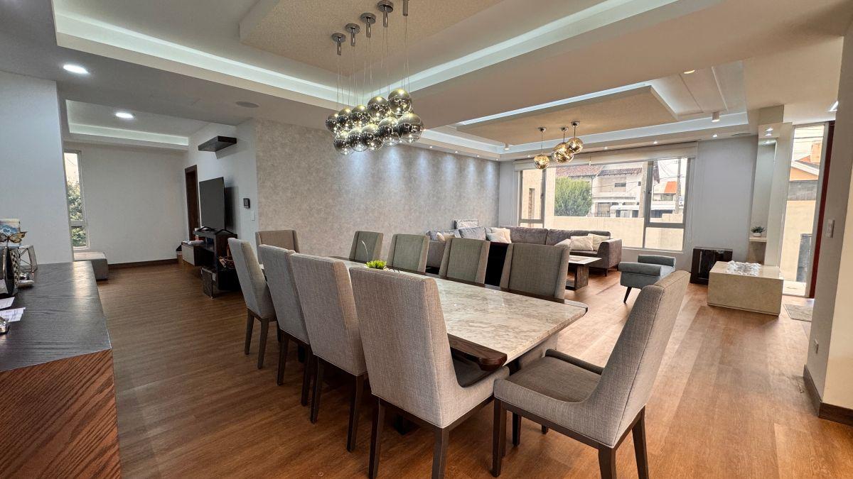 En Venta Espectacular Casa de Lujo (1 Sola Planta) con Gran Jardin, Club Los Chillos — imagen 6