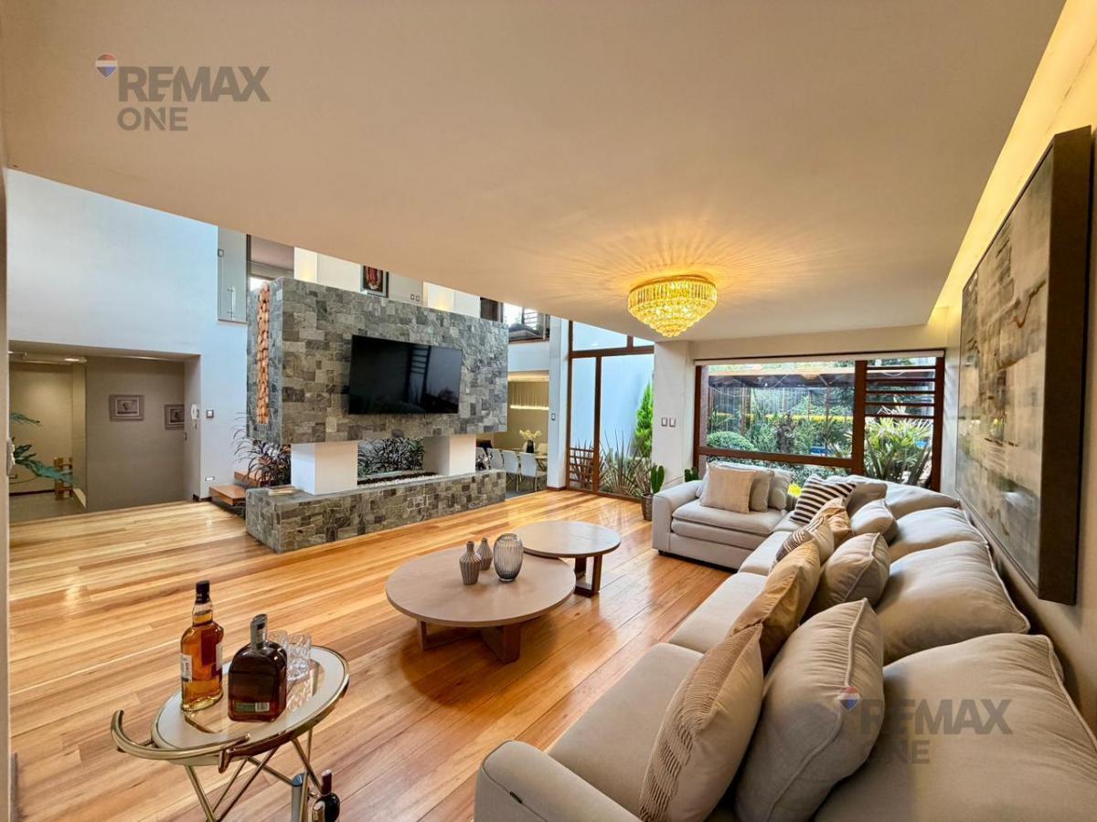 En Venta Casa de Lujo Sector El Rosal, Azuay — imagen 10