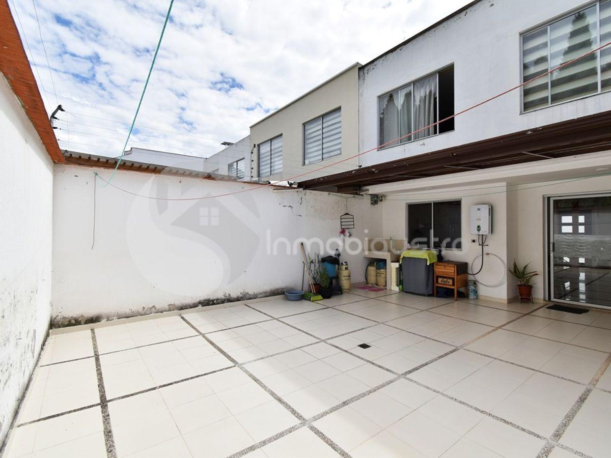 Venta de Casa Dentro de Condominio, Azuay — imagen 10