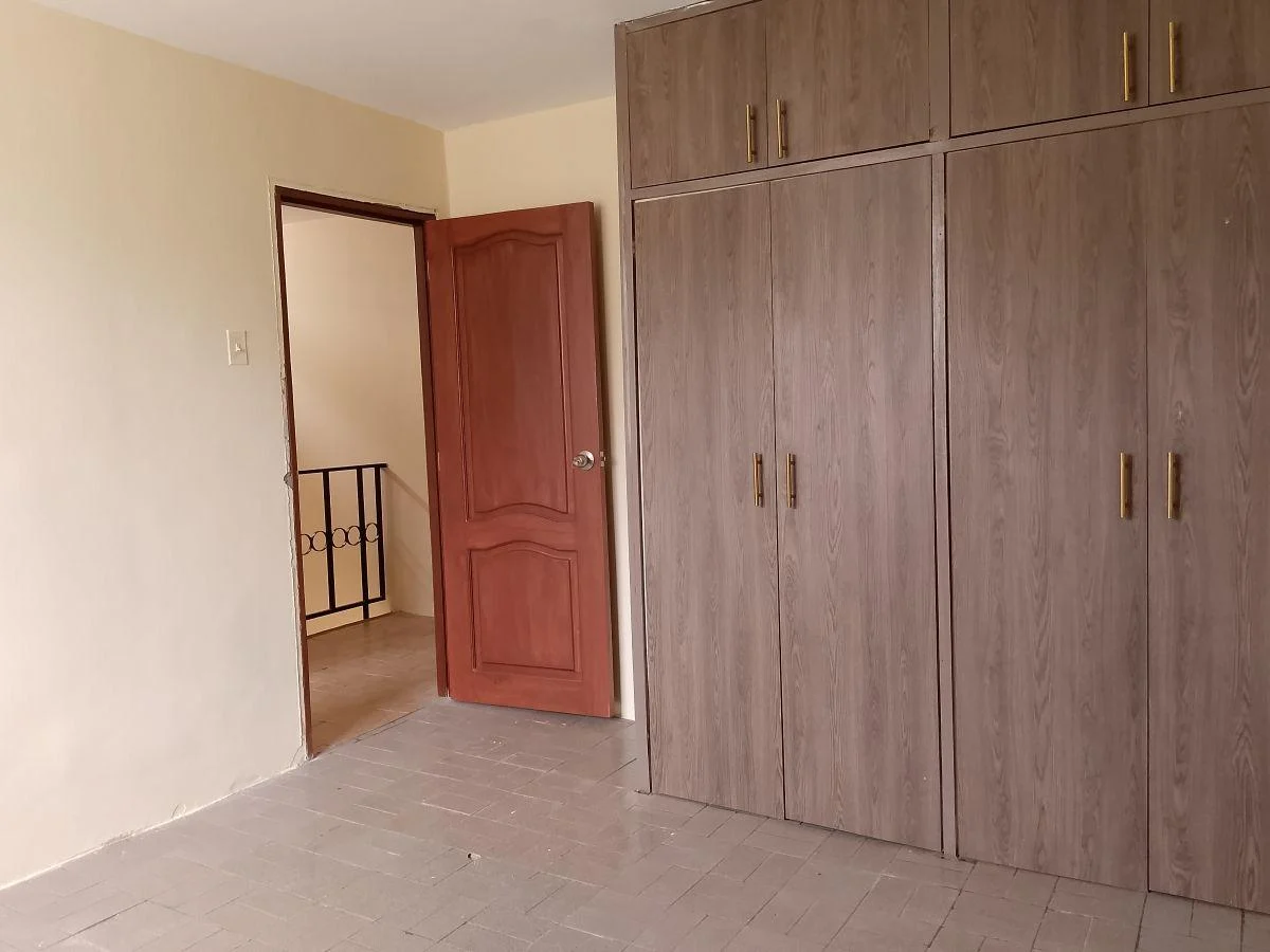 Vendo Casa en La Garzota, Cerca de Las Av de Las América A. Jurado, Guayas — imagen 5