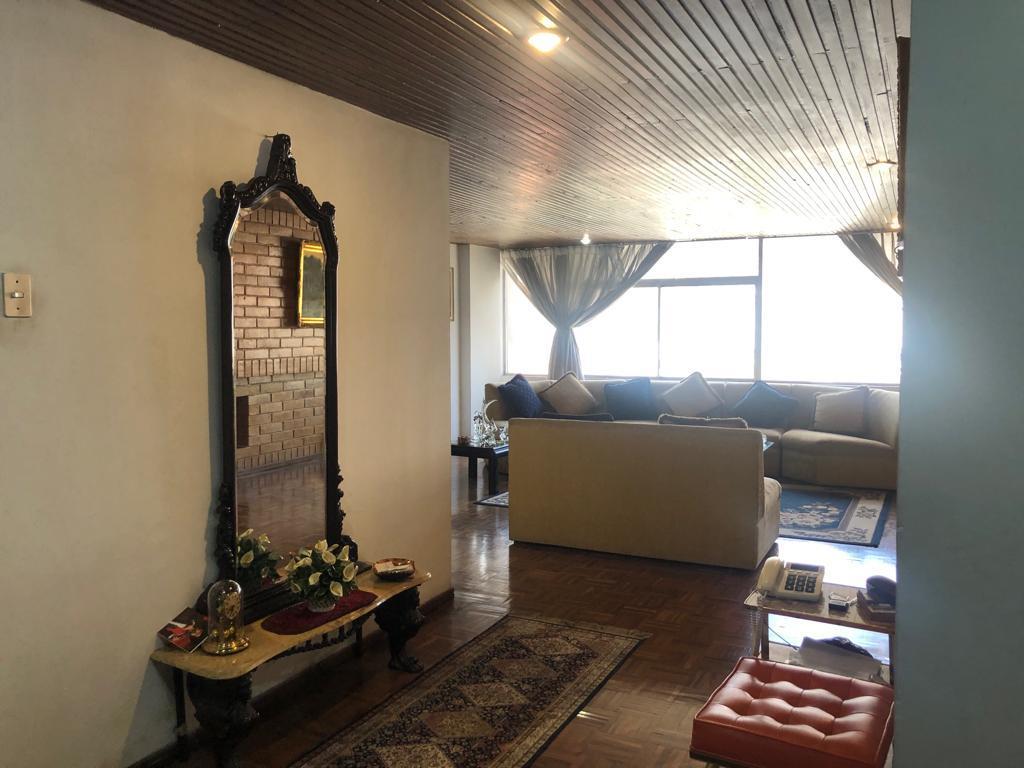 Casa de Venta Carapungo, Tres Pisos, Departamentos, Locales, Excelente Inversión — imagen 7
