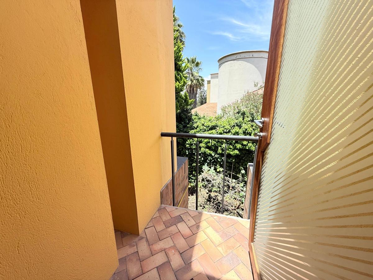 Vendo Casa Fabulosa Rincón del Valle, Terreno 1.131 m², Construcción 580 m² — imagen 7