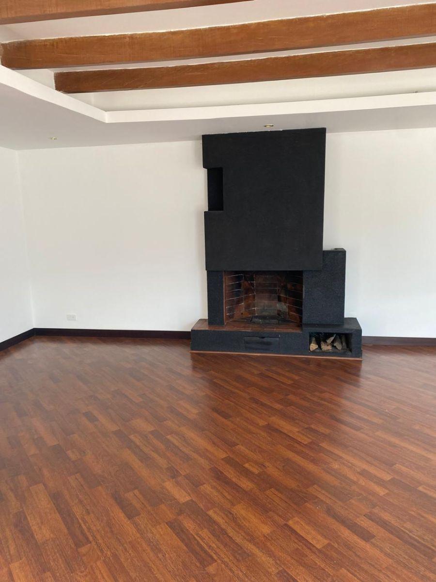 Vendo Casa Nueva con Vista, Cerca de Centros Comerciales con Terraza, Sector Bellavista Bajo — imagen 9
