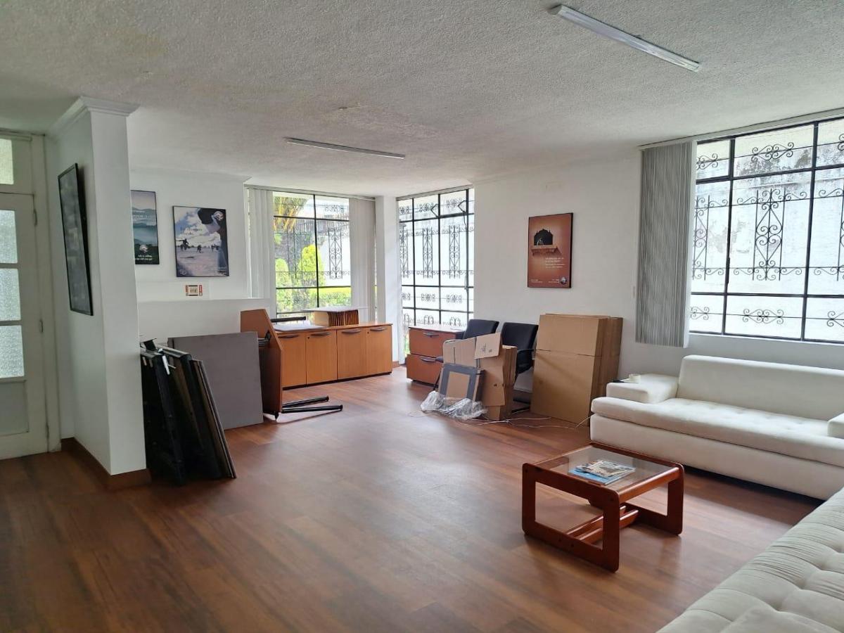 Arriendo o Venta Casa Comercial Granda Centeno Para Oficinas, o Para Proyecto Inmobiliario — imagen 6