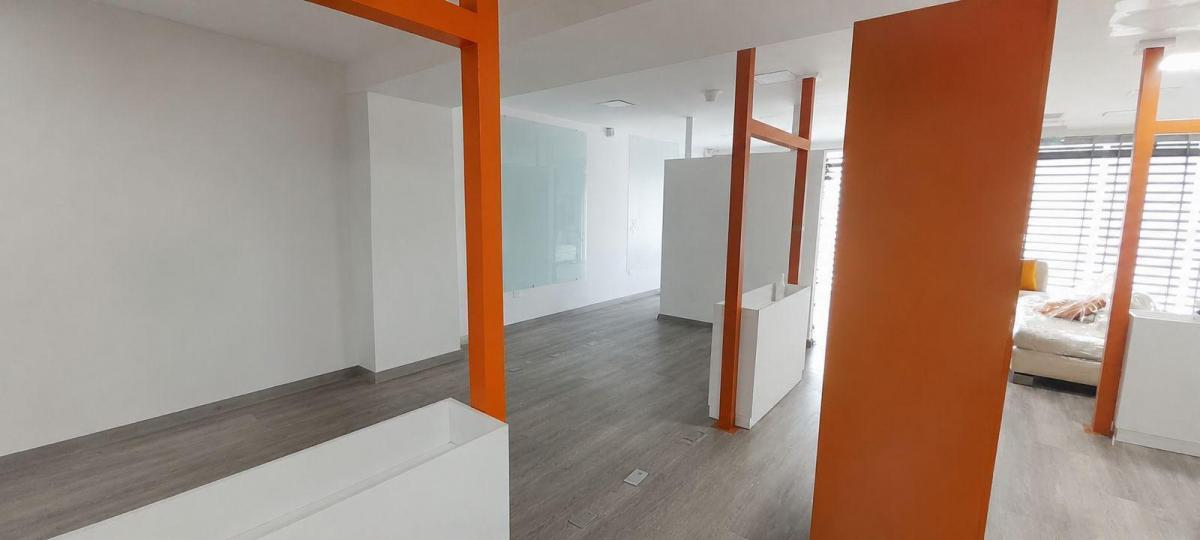 Oficina de Venta en Rumipamba — imagen 10