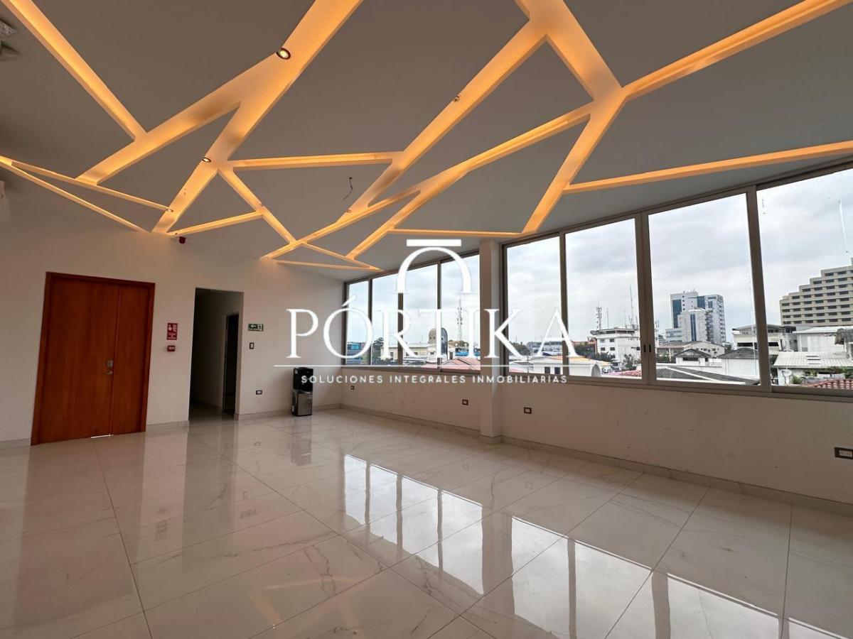 Venta Edificio Comercial Amoblado - Kennedy Norte - Kennedy, Guayas — imagen 10