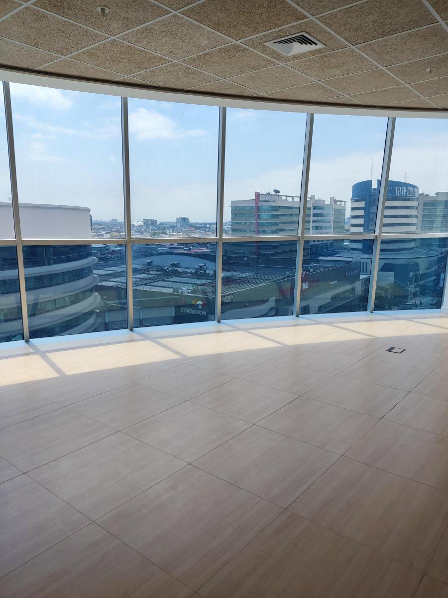 Norte Gye, Mall del Sol Vendo Oficina 42 m² con 2 Parqueos Edificio 100 Bp, Guayas — imagen 7