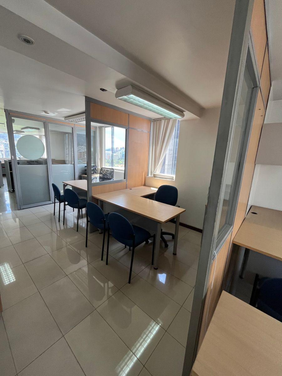 Excelente Oficina de Venta en La Carolina — imagen 6