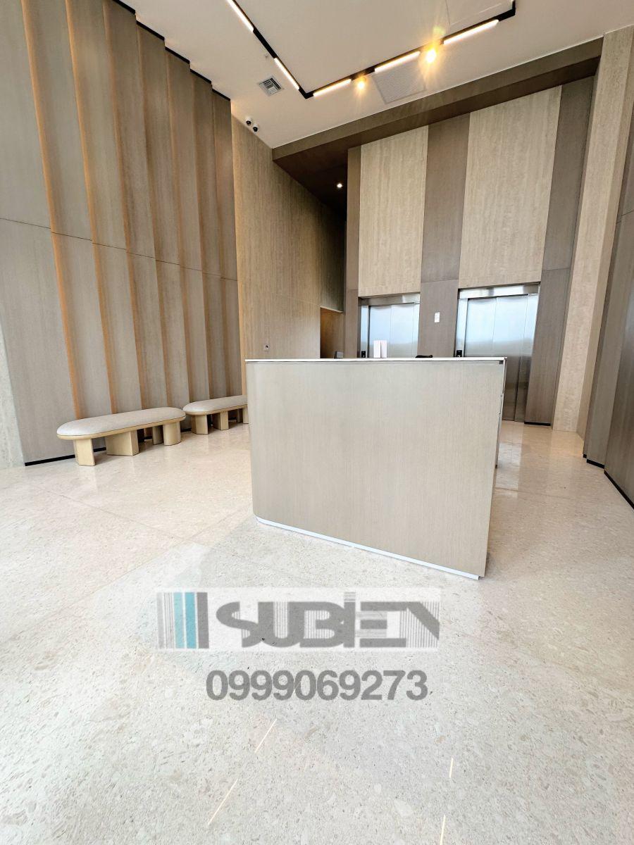 Vendo Oficina Estreno 51 m² Km 11 Sobre Via Samborondon, Centro Comercial con Oficinas Planta Alta, Guayas — imagen 2