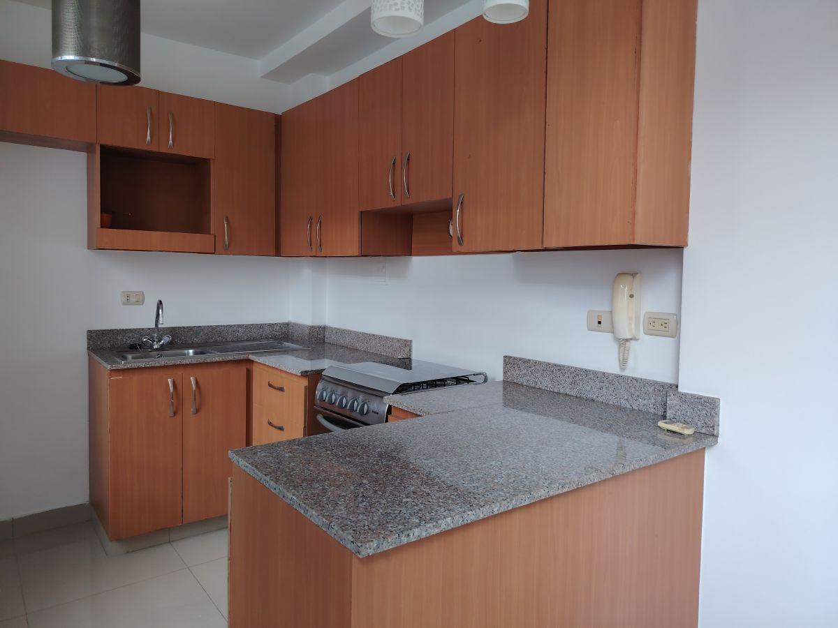 Venta Departamento Kennedy Norte 1er Piso 2 Habitaciones Garaje, Guayas — imagen 8
