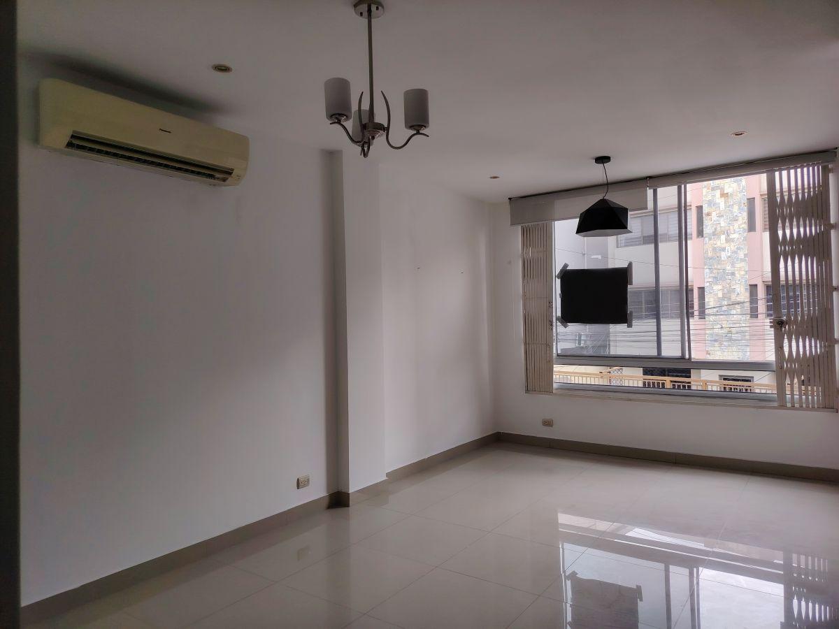 Venta Departamento Kennedy Norte 1er Piso 2 Habitaciones Garaje, Guayas — imagen 7