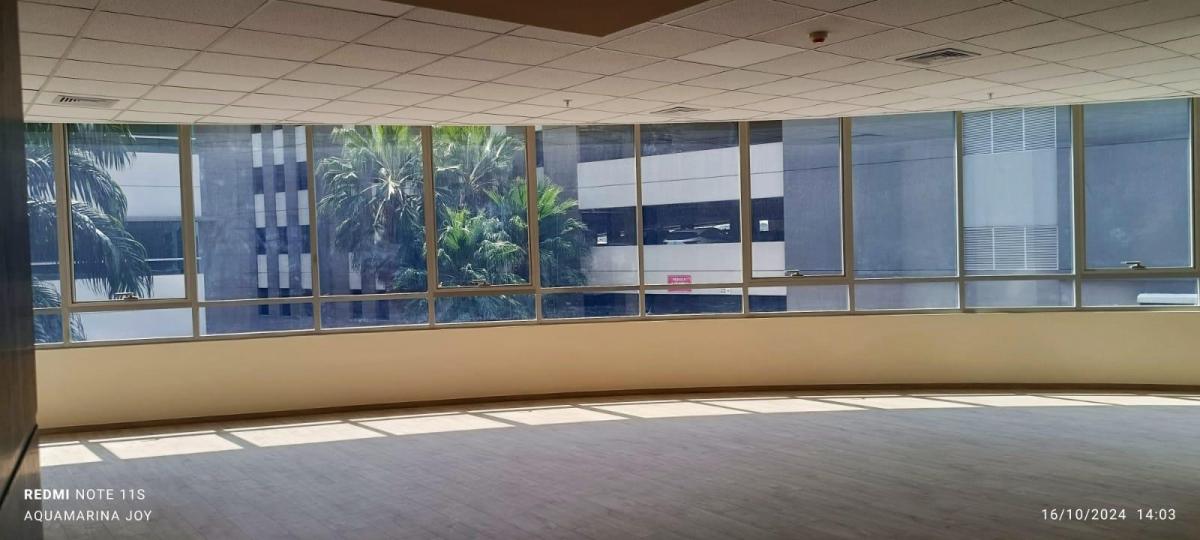 Ed. Pacifica Center. Centro Empresarial Colon, Vendo Oficina, Guayas — imagen 6