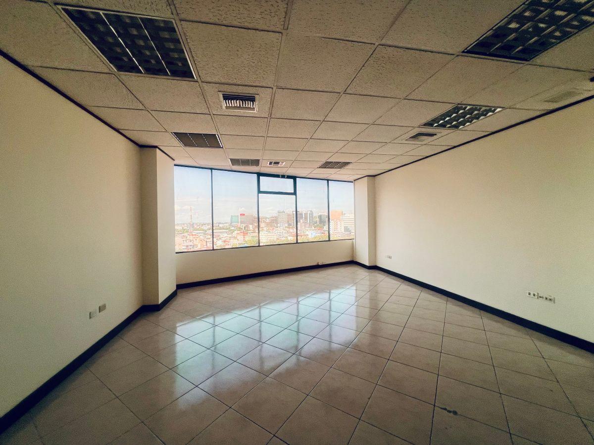 Vendo o Alquilo Oficina Executive Center, Guayas — imagen 10