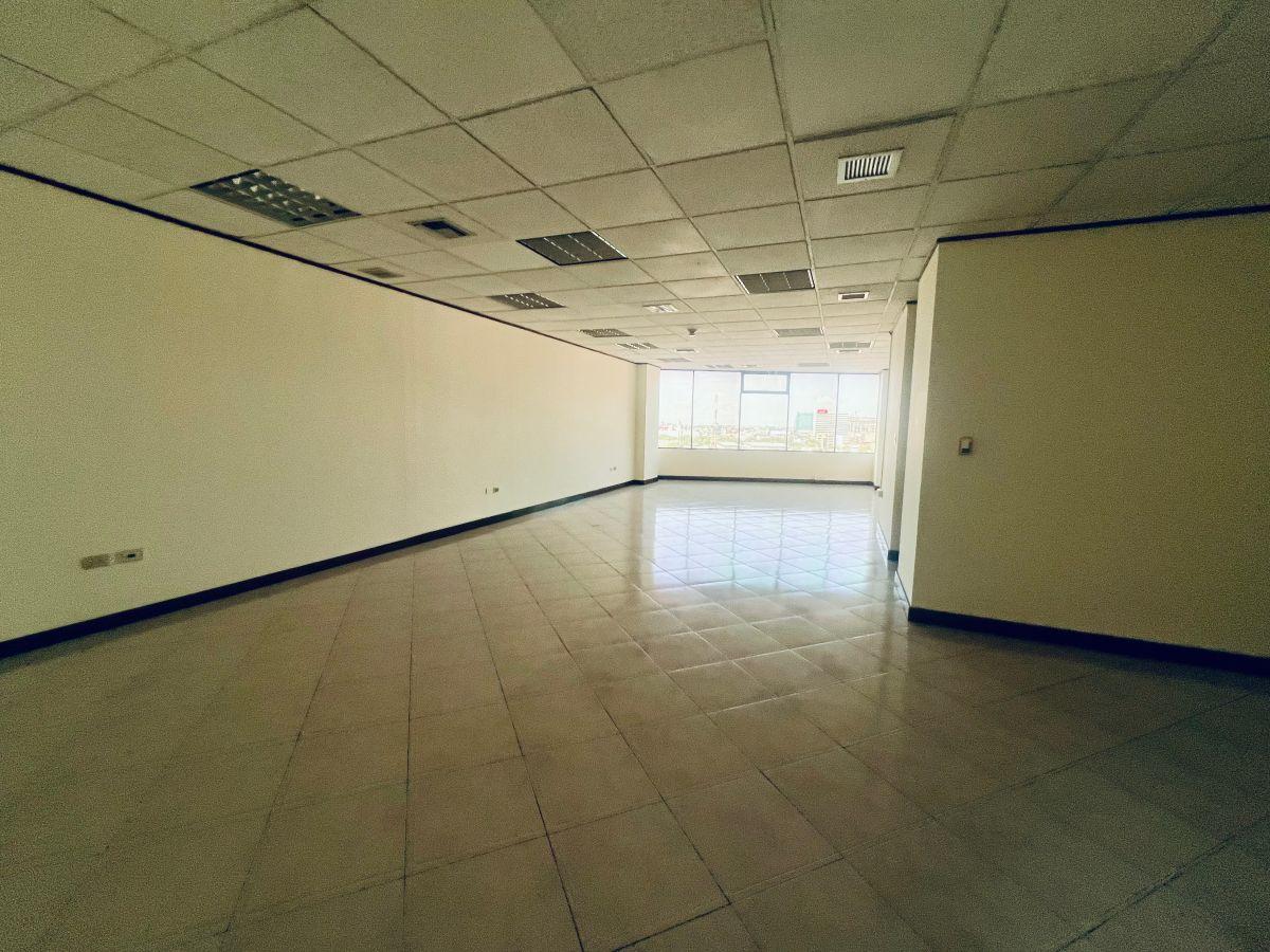 Vendo o Alquilo Oficina Executive Center, Guayas — imagen 6