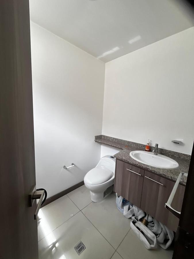 Oficina de Venta en La Shyris — imagen 2