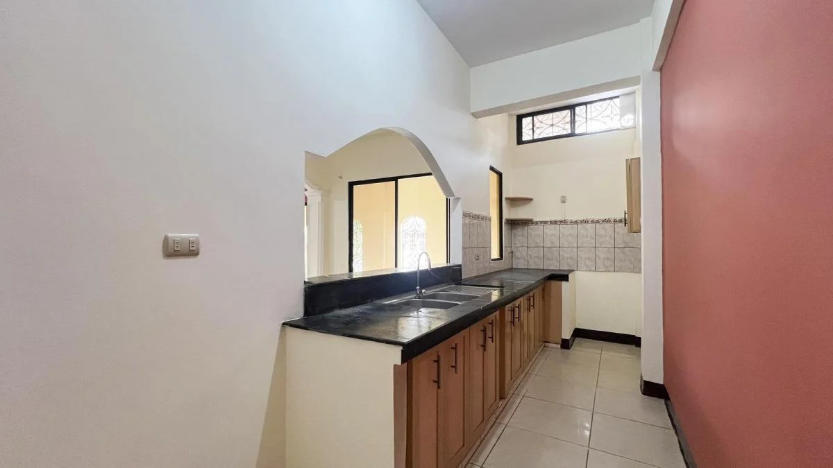 Casa en Sur de Guayaquil, Guayas — imagen 4