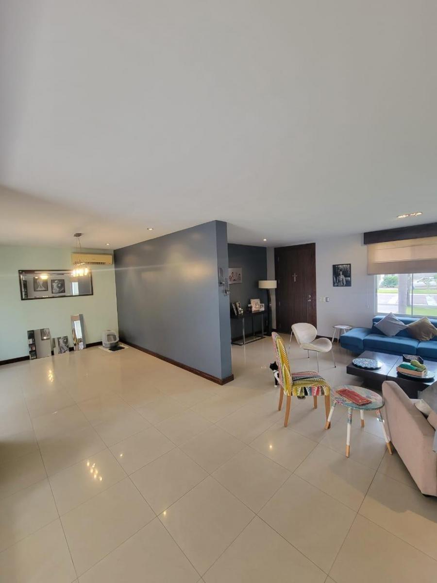 En Venta Amplia Casa Esquinera en Urbanización Terrasol, Km, 5 Via a Samborondón, Guayas — imagen 7