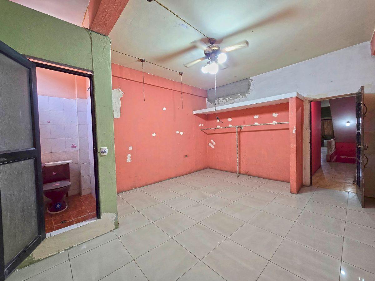 Propiedad en Venta 3 Pisos, Uso Residencial y Comercial - Centro de Durán, Guayas — imagen 8