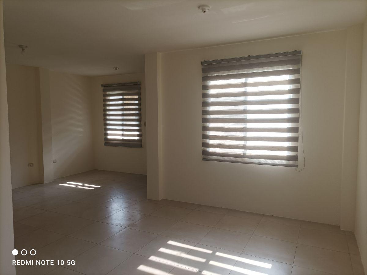 Urbanización La Rioja Vendo Casa Amplia, 3 Dorm., Cocina Grande, Área Social Piscina, Canchas, Guayas — imagen 8