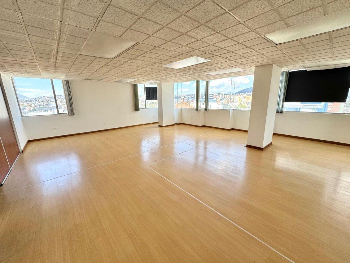 Oficina de Venta Av Amazonas Sector Plataforma Gubernamental 150 m $145.000,00 — imagen 6