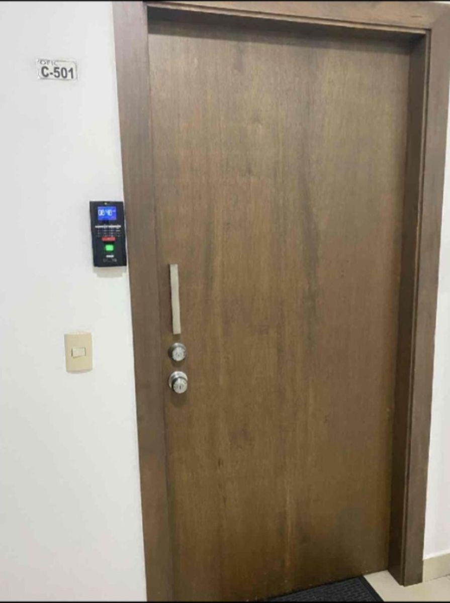 Oficina de Venta en Kennedy Norte, Guayas — imagen 3