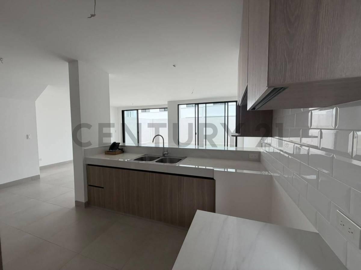 Venta de Casa en Urb. Alba del Bosque, Vía a La Costa, Guayas — imagen 6