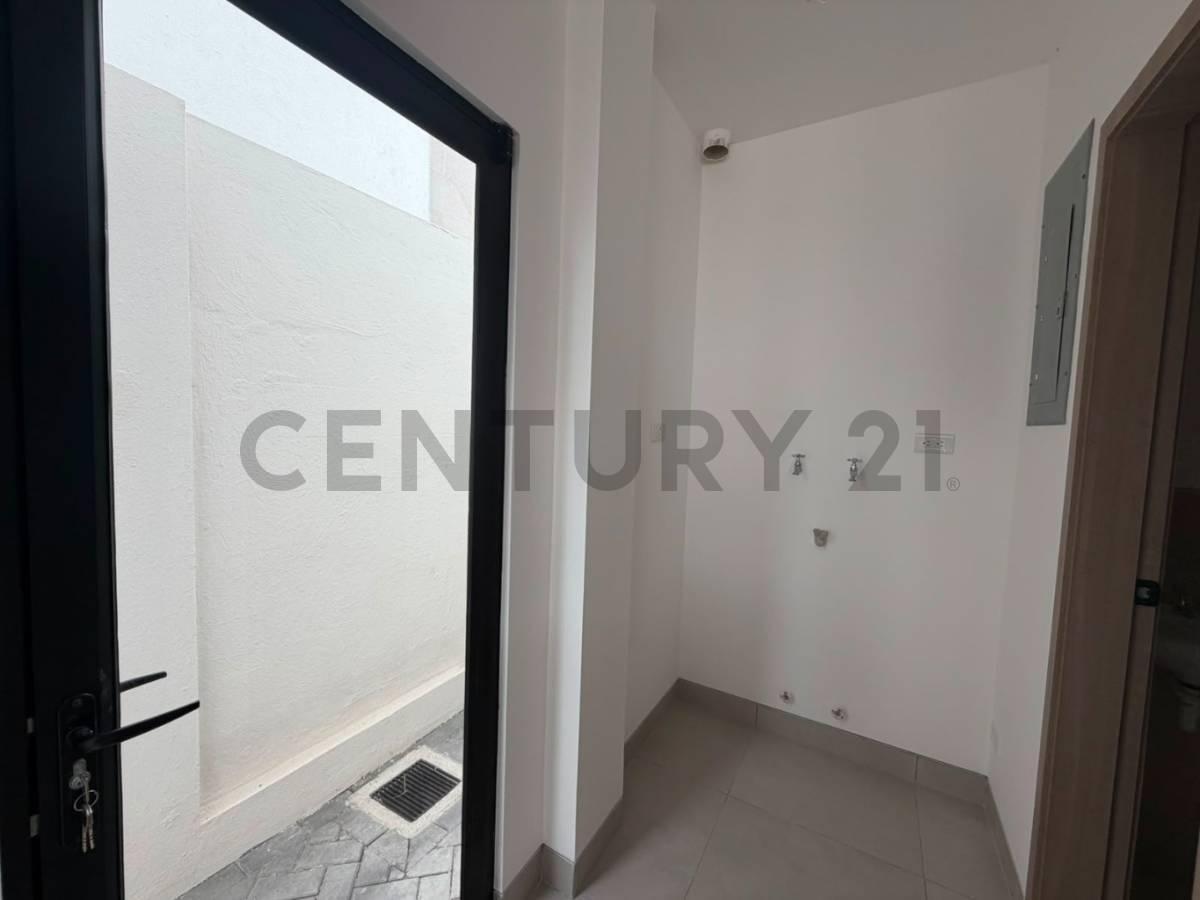 Venta de Casa en Urb. Alba del Bosque, Vía a La Costa, Guayas — imagen 2