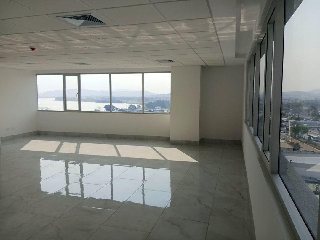 Edificio Titanium, La Aurora, Oficinas en Venta, Guayas — imagen 7