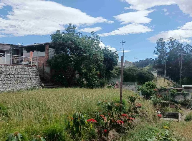 Terreno en venta en Sangolqui — imagen 1