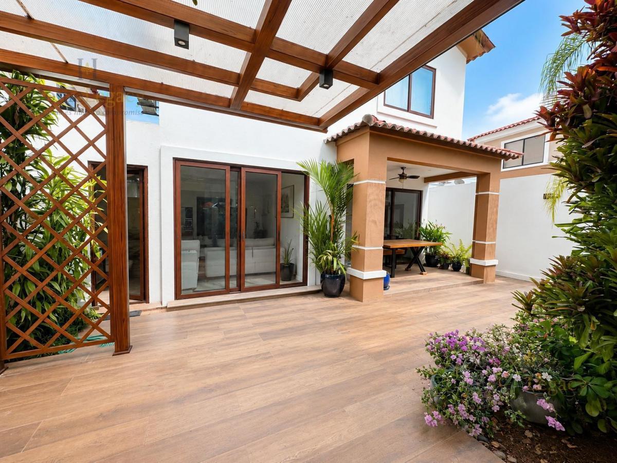 Venta de Casa Amoblada en Ciudad Celeste, Samborondón con Jacuzzi Ad, Guayas — imagen 10
