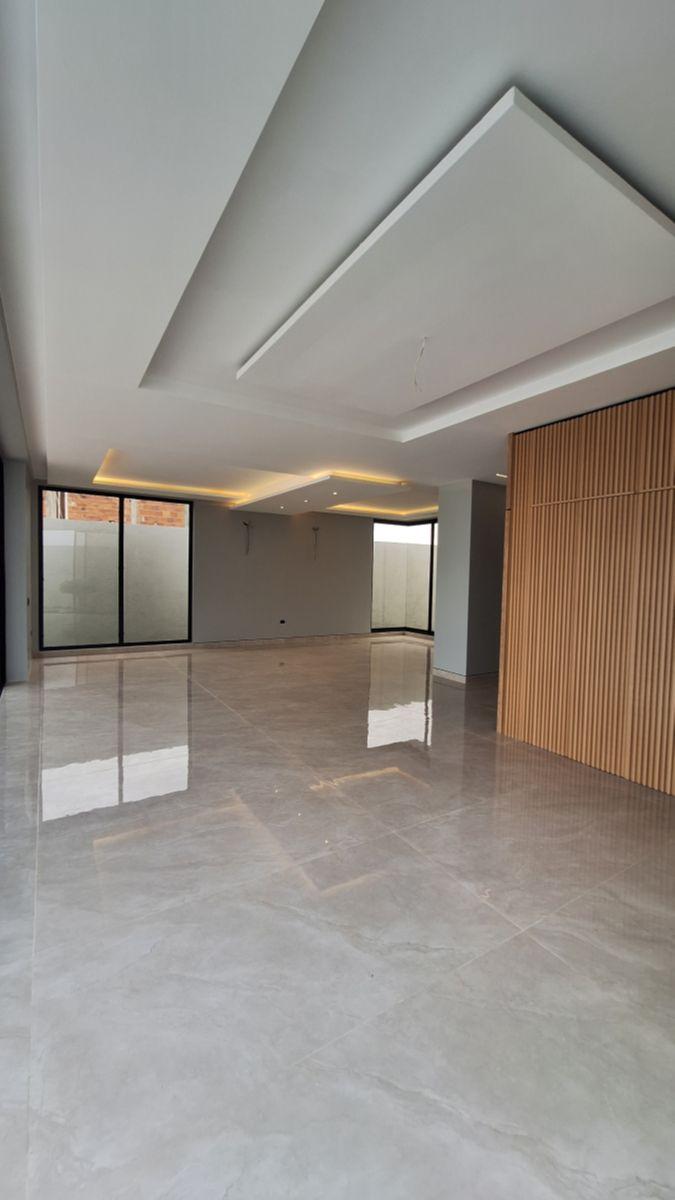 Casa de 550 m² con 4 Dorm. en Venta en Samborondón, Guayas — imagen 6