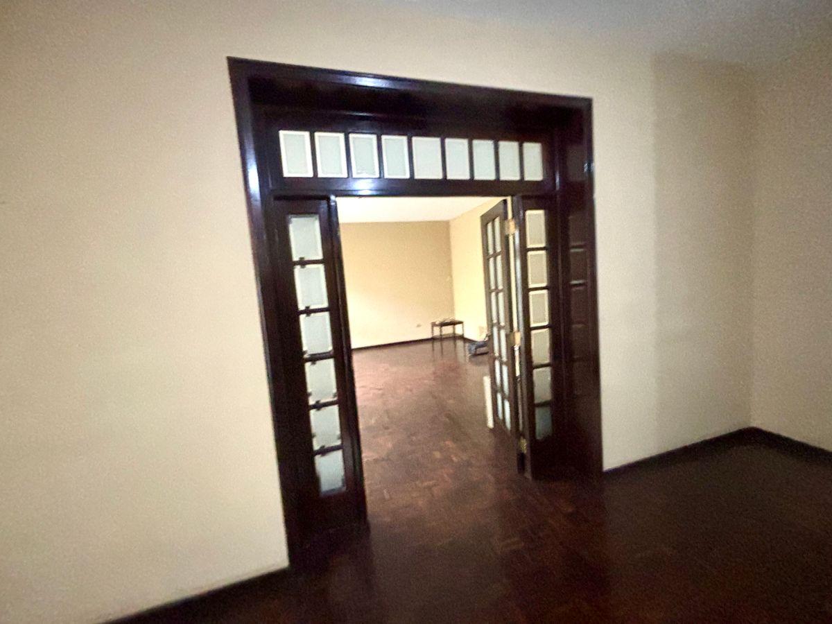 Vendo Urdesa Propiedad - Villa un Solo Piso, Uso de Suelo Comercial y Residencial (Zarc - 2) Excelente, Guayas — imagen 10
