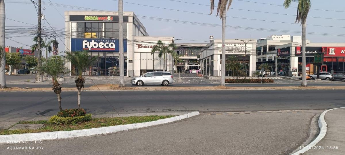 Ingreso de Villa Club. Vendo o Alquilo 2 Oficinas, Guayas — imagen 7