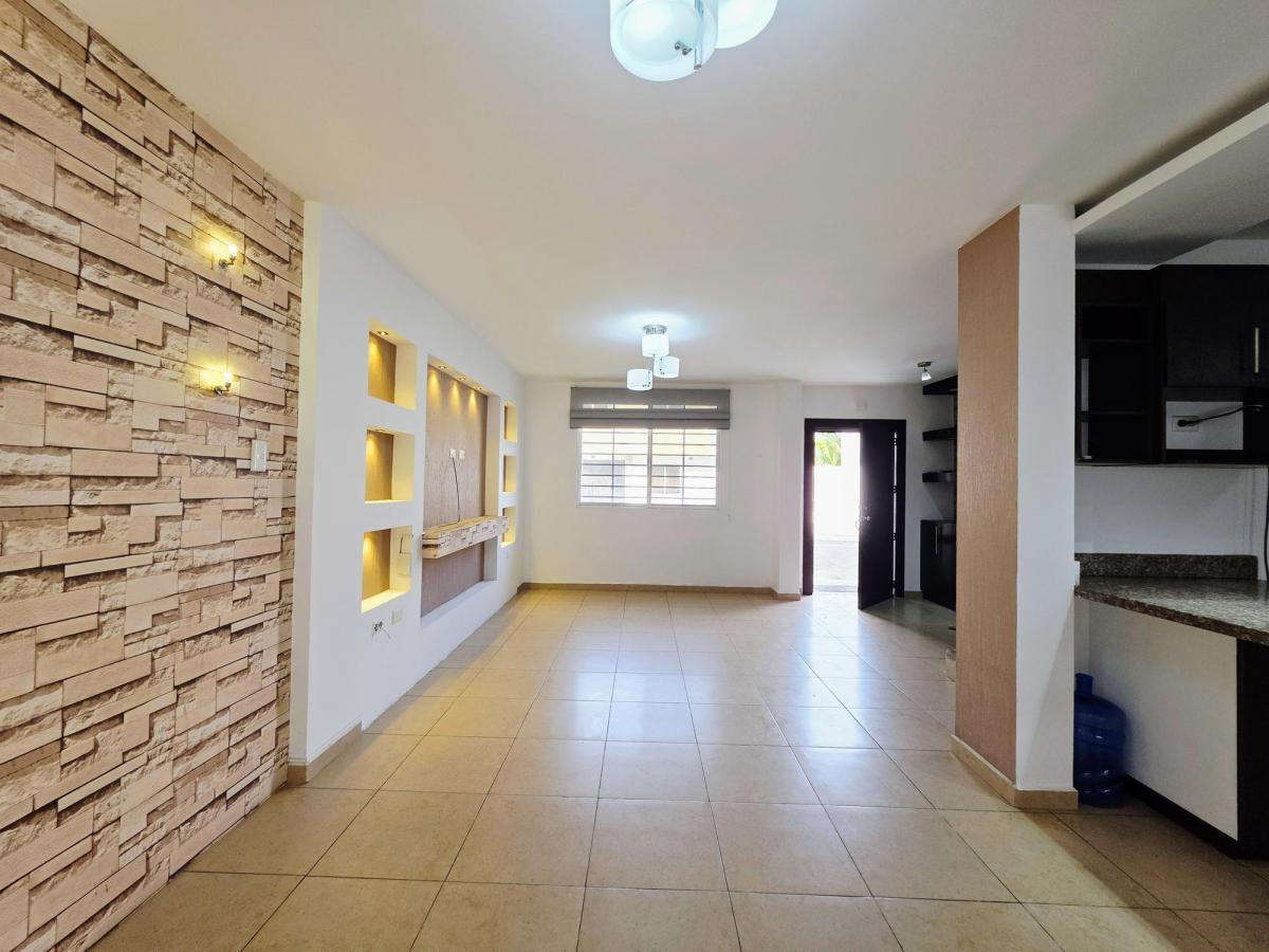 Vendo Casa, Urbanización Santa María, de 3 Dorm., Manabí — imagen 6