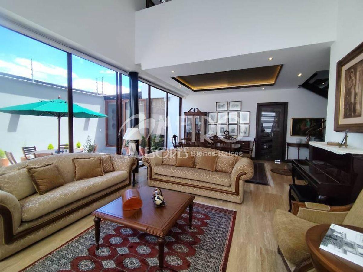 Casa en Venta 379 m² en La Esperanza - Tumbaco — imagen 8