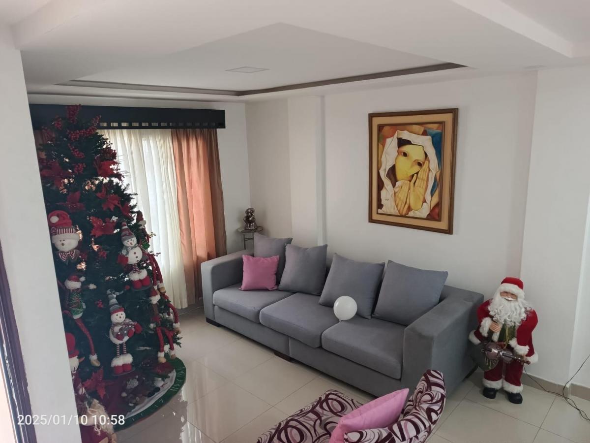 Urbanización La Perla Etapa 1 Hermosa Casa, Guayas — imagen 8