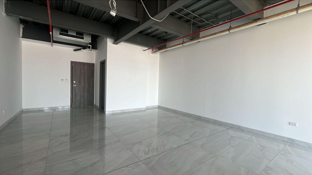 En Venta Oficina 159 m² - Moderno Edificio Corporativo - Av Las Américas - Guayaquil, Guayas — imagen 4