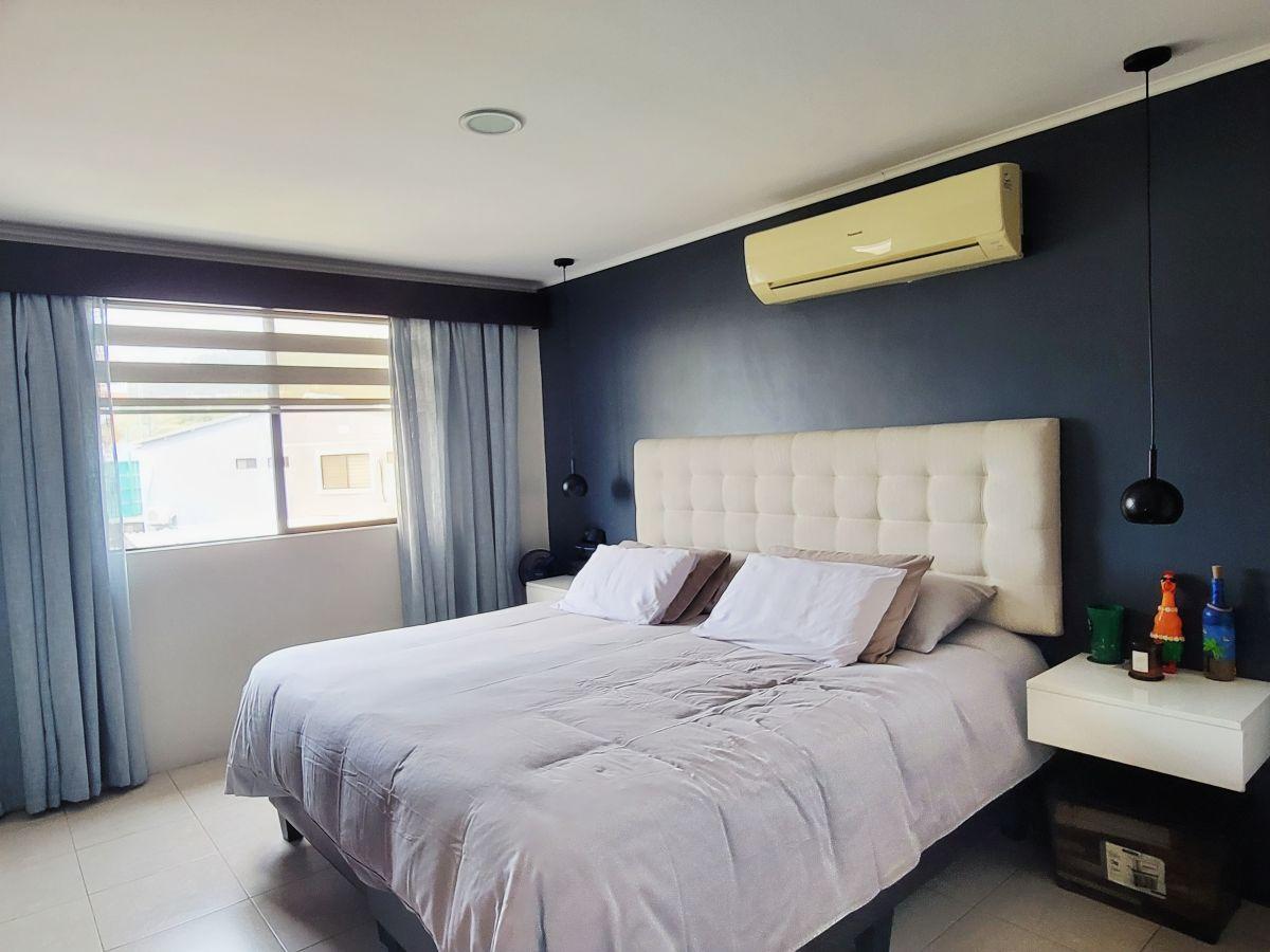 Venta Espectacular Casa Esquinera Urb. Villa Club Etapa Magna, Guayas — imagen 2