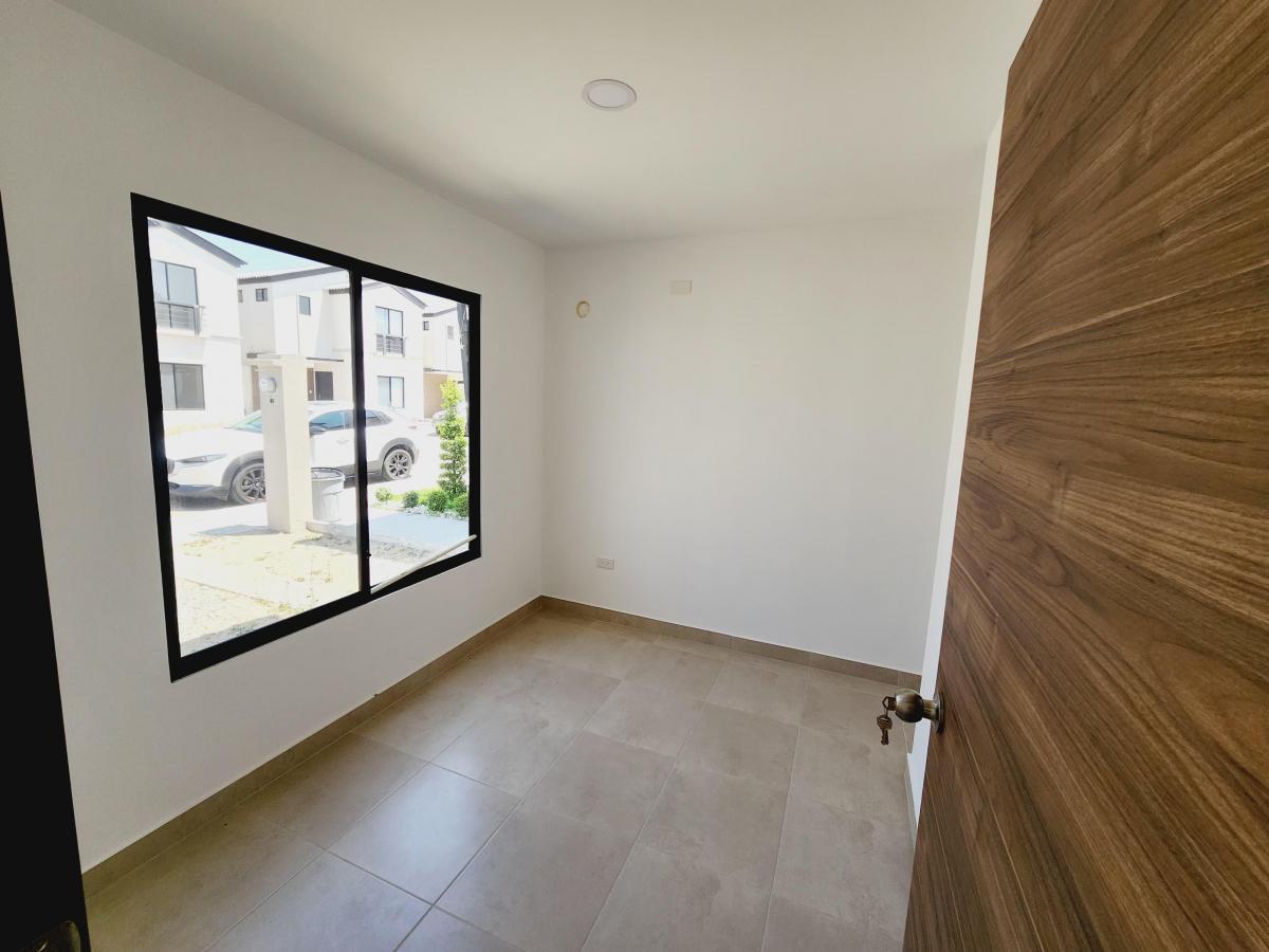 Casa por Estrenar en Venta – Urb. Los Prados, Km 15 Vía a Salitre, Cerca a Via Samborondón, Guayas — imagen 8