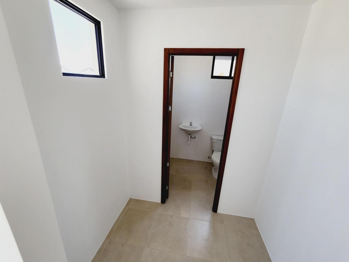Casa por Estrenar en Venta – Urb. Los Prados, Km 15 Vía a Salitre, Cerca a Via Samborondón, Guayas — imagen 4