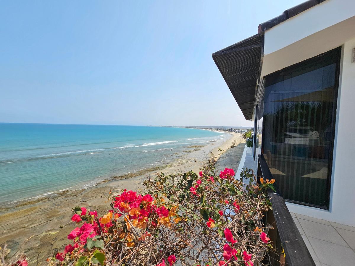 Exclusiva Casa de en Venta con Vista Panoramica Al Oceano Pacifico en Ballenita — imagen 3