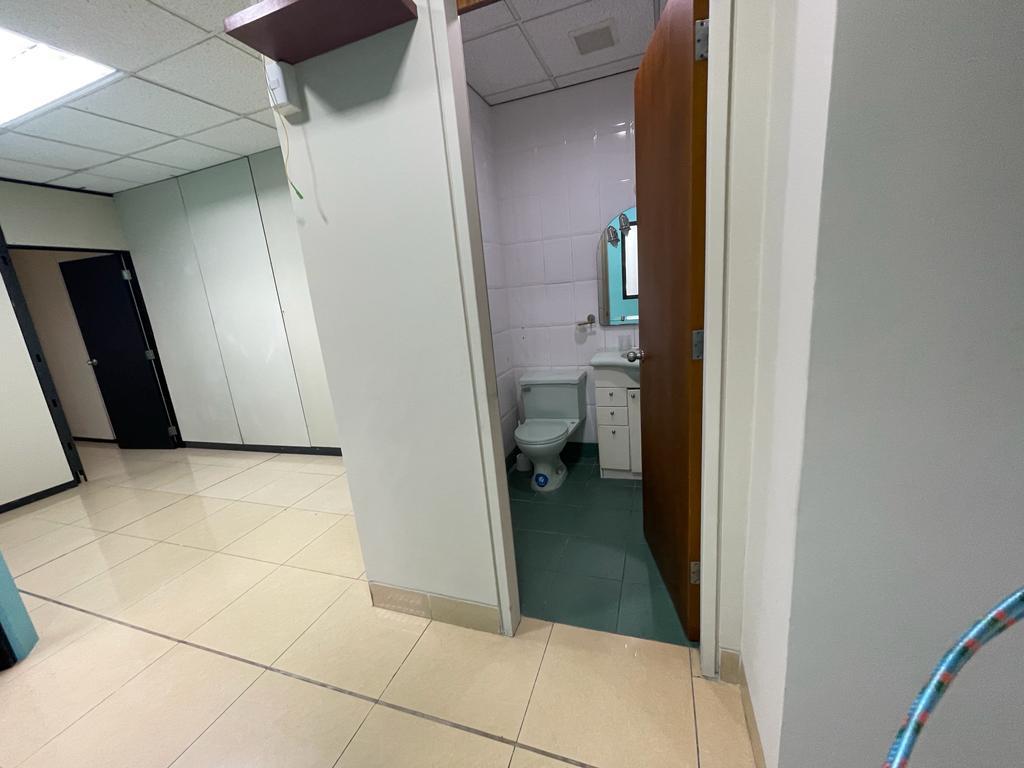 Venta Oficina Ejecutiva 259 m² Edificio Las Cámaras - Av Francisco de Orellana - Norte de Guayaquil, Guayas — imagen 4