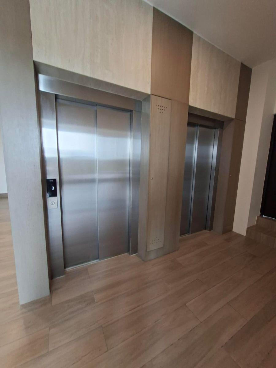 Oficina en Venta 106 m² - Nueva Plaza Comercial - Vía a Samborondón Km 10, Guayas — imagen 2