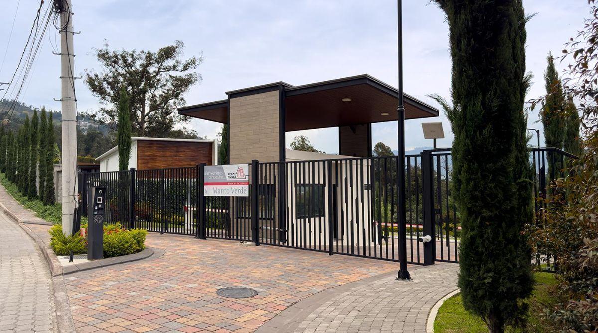 Terreno de 1067 m² en Venta en Tumbaco con Áreas Verdes — imagen 8