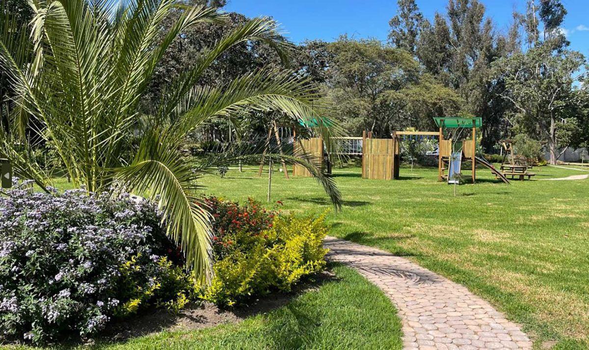 Terreno de 1067 m² en Venta en Tumbaco con Áreas Verdes — imagen 5