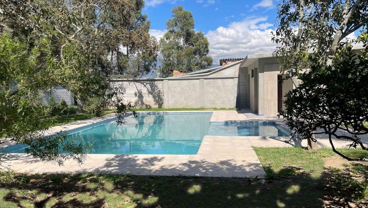 Terreno de 1067 m² en Venta en Tumbaco con Áreas Verdes — imagen 3